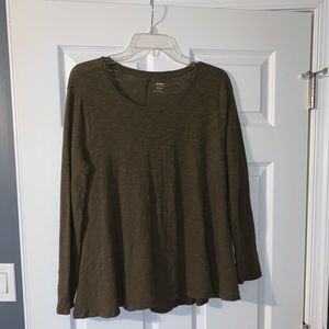 Long sleeve flowy tshirt